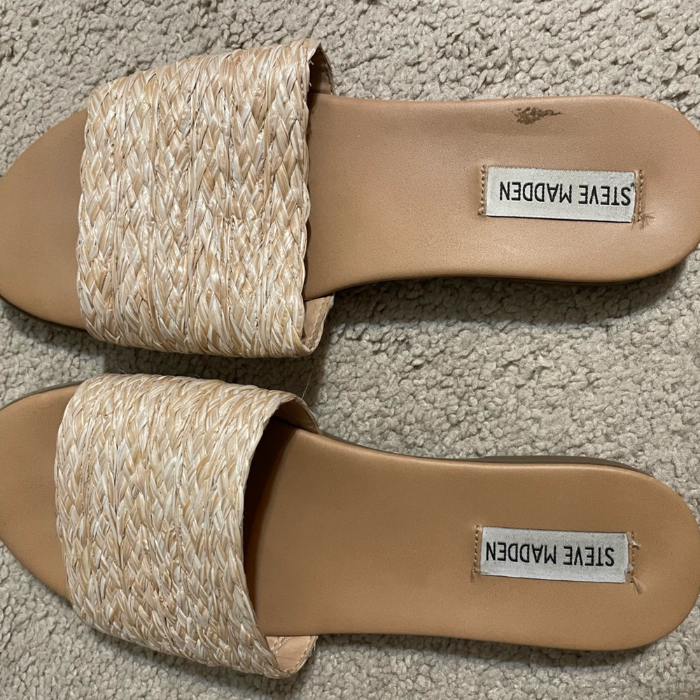 Steve Madden Karolyn Sandel Size 8